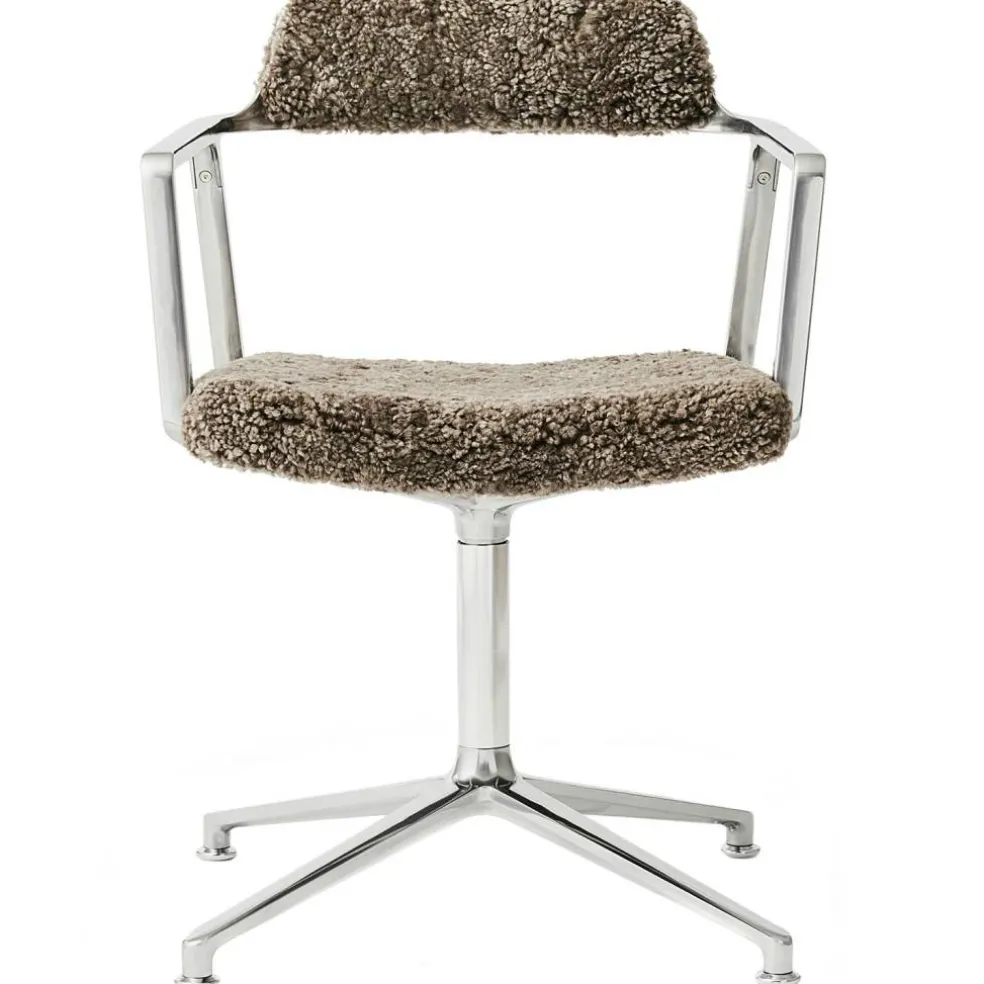 452 Snurrstol, Curly Edition, Fårskinn