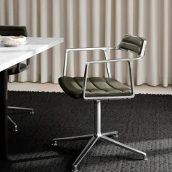 452 Snurrstol Med Fötter, Polerat Aluminium / Grönt Läder