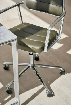 453+ Snurrstol Med Hjul, Polerad Aluminium / Bosco Green Läder