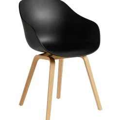 AAC 222 2.0 Karmstol, Lackerad Ek / Svart