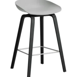 AAS 32 2.0 Barstol 65 cm, Svartlackad Ek / Concrete Grey
