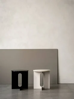 Androgyne Sidobord, Svart / Svart Marmor