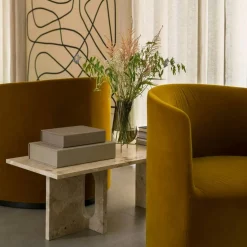 Androgyne Soffbord, Kunis Breccia