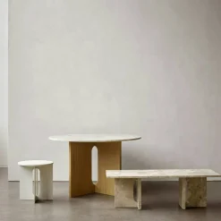 Androgyne Soffbord, Kunis Breccia