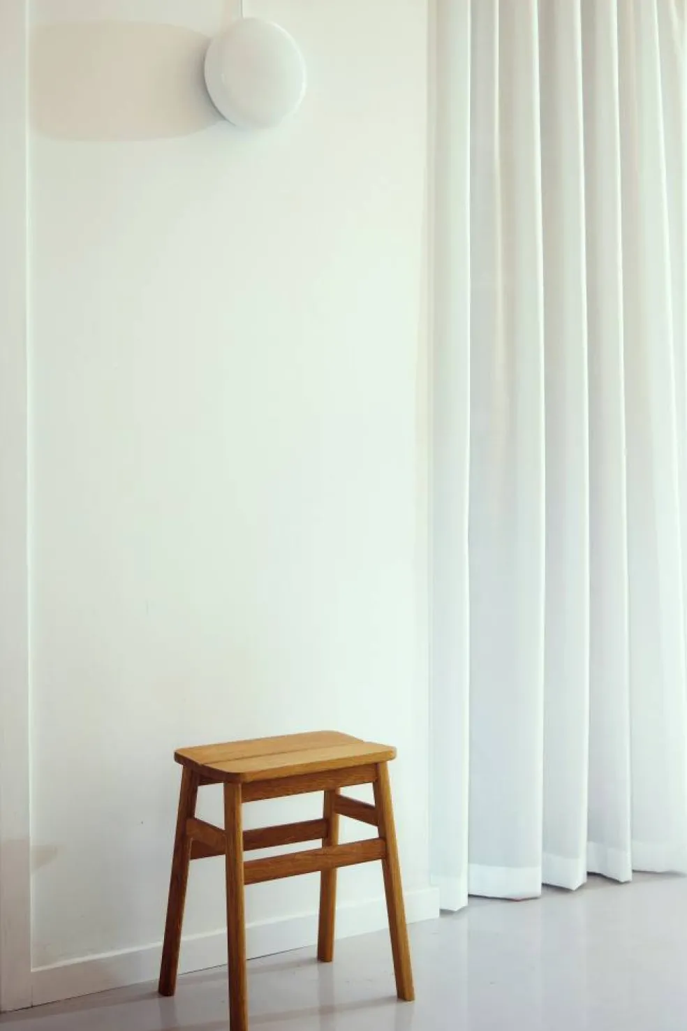 Angle Pall, Ek