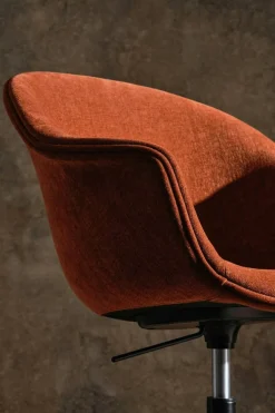 Bat Snurrstol Fullt Klädd, Belsuede 133