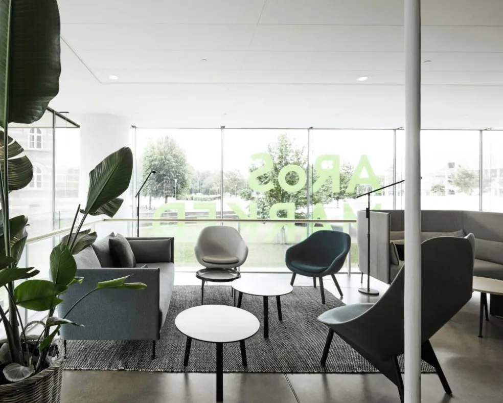 Bella Soffbord 60x39 cm, Svart Vattenbaserad Lackad Ek