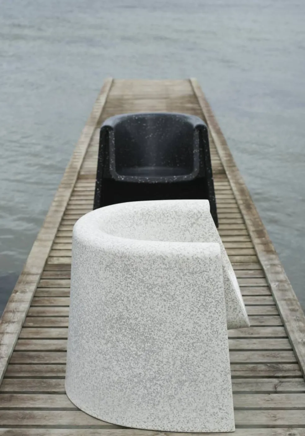 Bit Loungestol, Vit