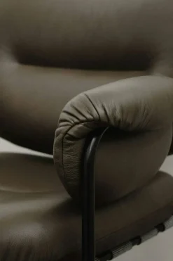 Bollo Stol, Svarta Ben / Skinn Elmotique 48027