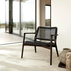 Cabin Loungefåtölj, Mörk Ek / Svart Läder