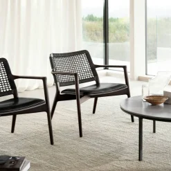 Cabin Loungefåtölj, Mörk Ek / Svart Läder