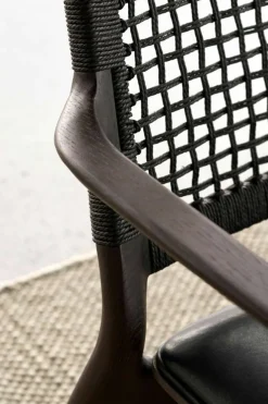 Cabin Loungefåtölj, Mörk Ek / Svart Läder