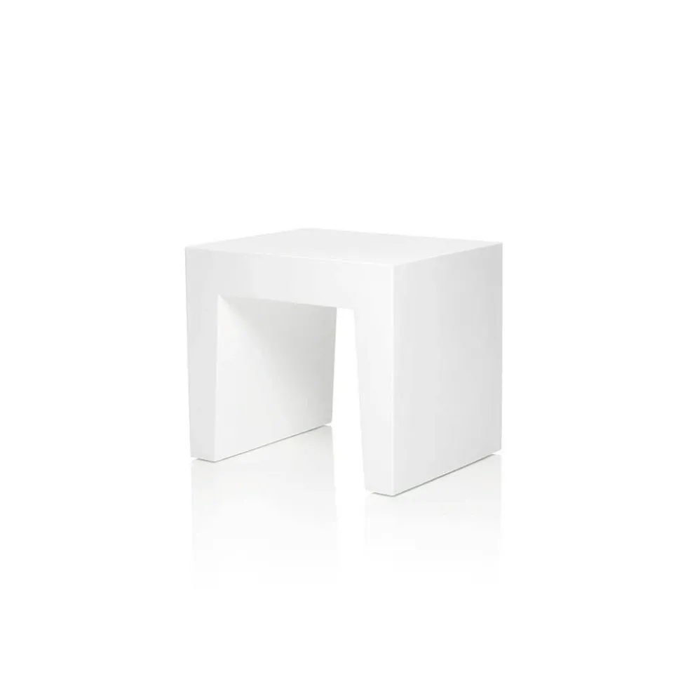 Concrete Pall, Vit