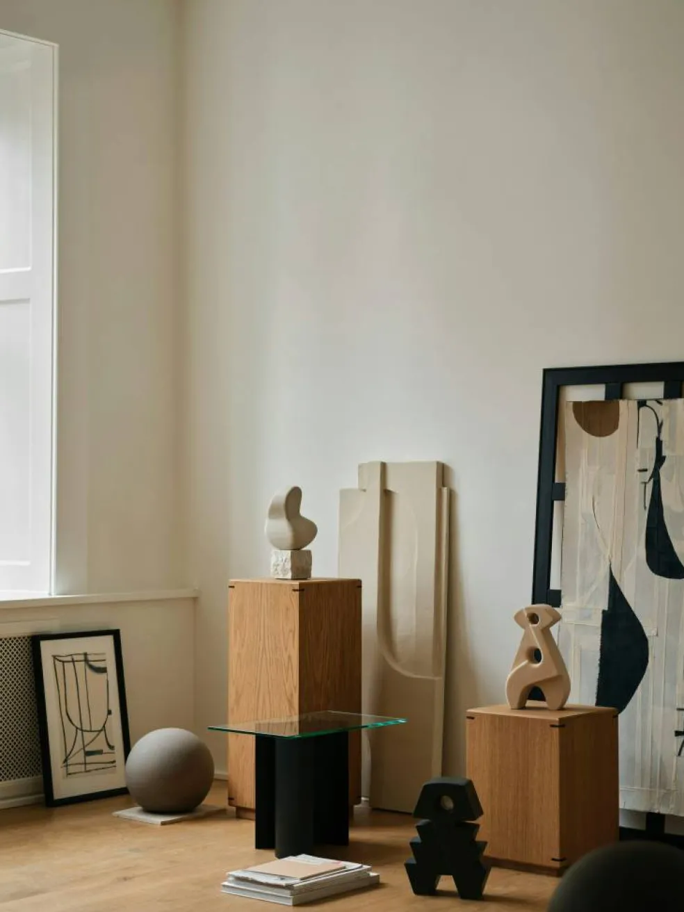 Curated Sidobord, Svart