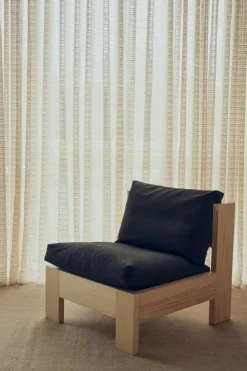 Icon Loungefåtölj, Furu / Technicolour