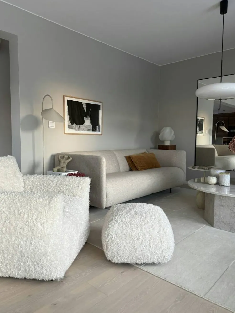 Le Petite Sittpuff, Arctic White