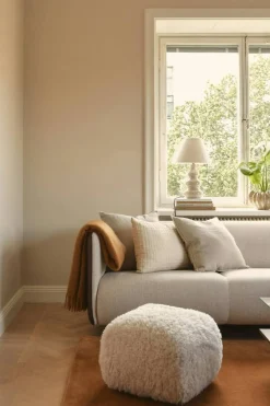 Le Petite Sittpuff, Arctic White