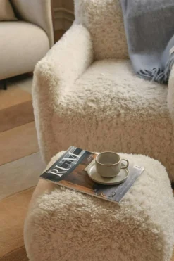 Le Petite Sittpuff, Arctic White