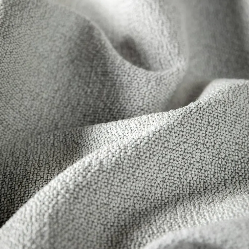 Le Petite Sittpuff, Pacific White