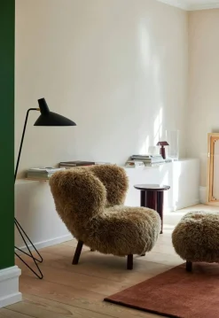 Little Petra VB1 Loungestol, Fårskinn Honey / Valnöt