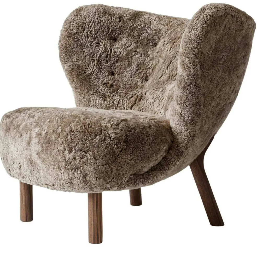 Little Petra VB1 Loungestol, Fårskinn Sahara / Valnöt