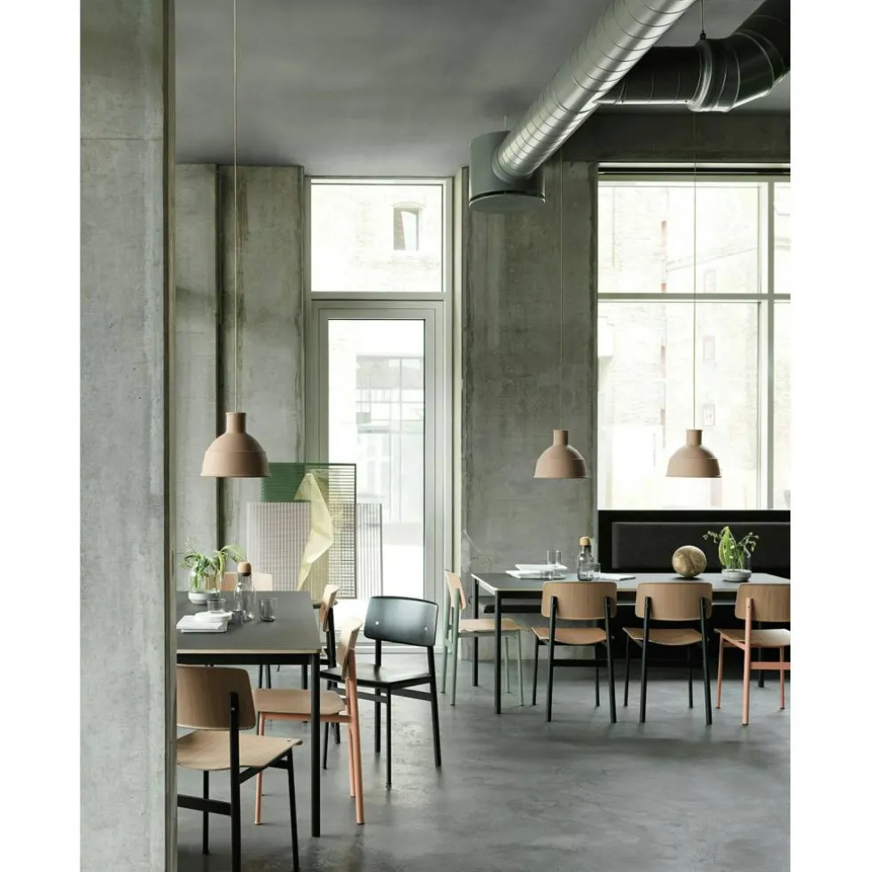 Loft Stol, Svart