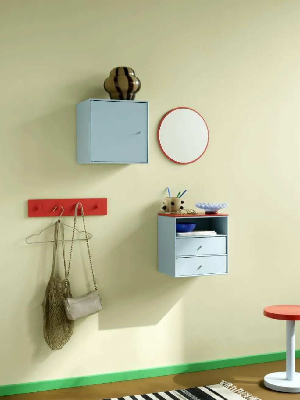 Mini 1007 Hylla Med Tre Lådor, Flint
