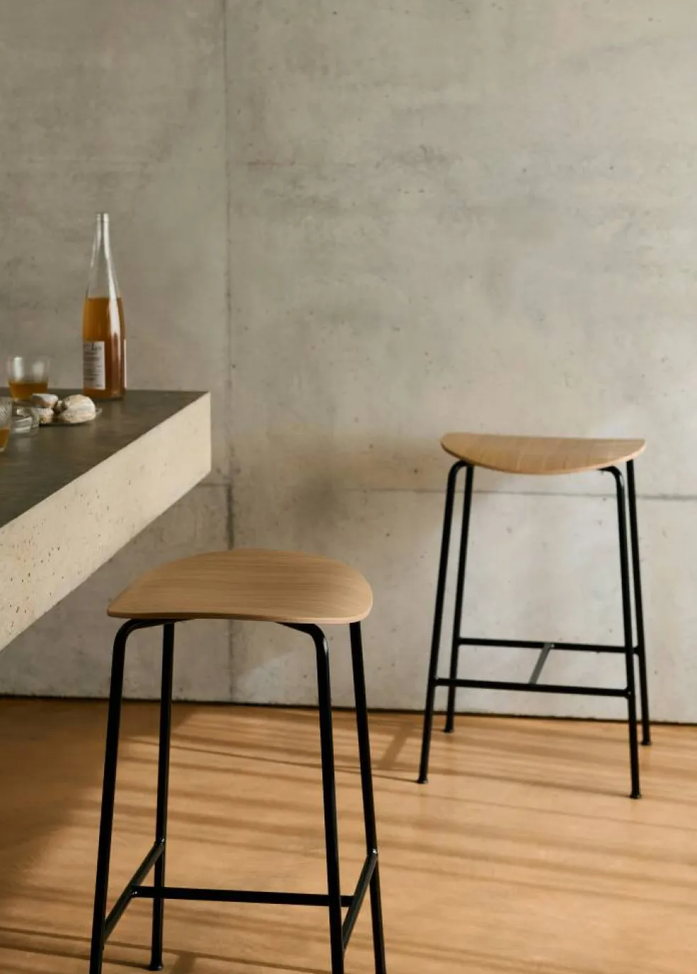 Pavilion AV37 Barstol 68 cm, Ek