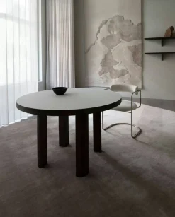 Quarter Matbord Ø120 cm, Rökt Ek/Vit Laminat