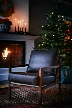 Seventy Five Wood Fåtölj, Valnöt / Läder