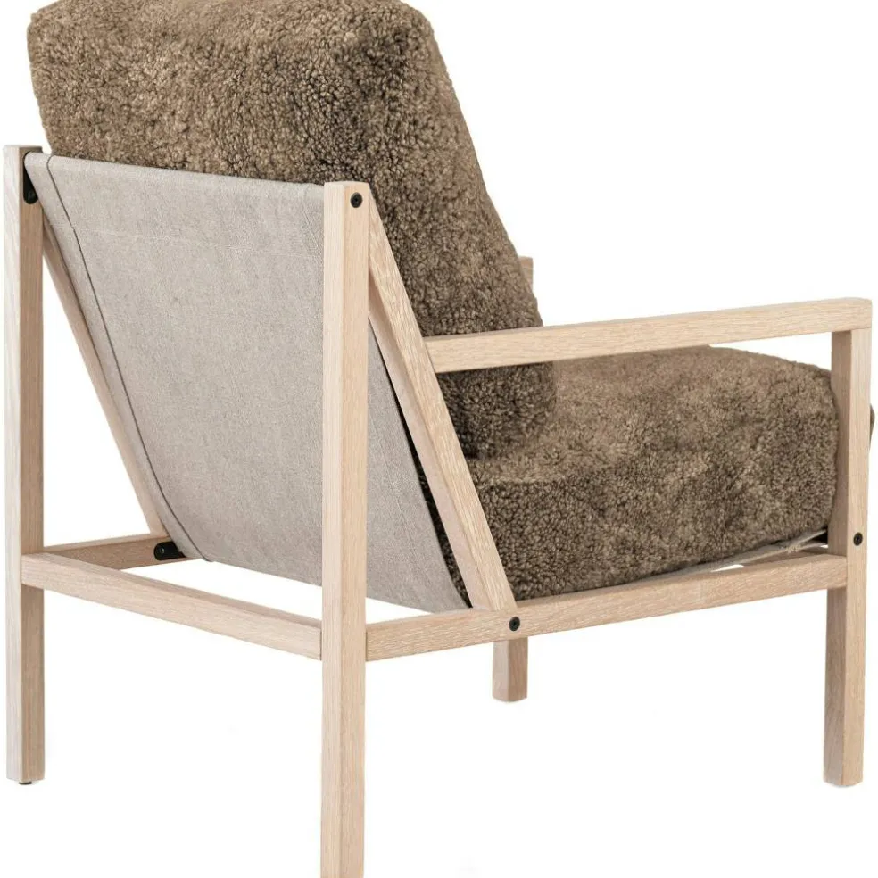 Seventy Five Wood Fåtölj, Vitpigmenterad Ek / Fårskinn Sahara