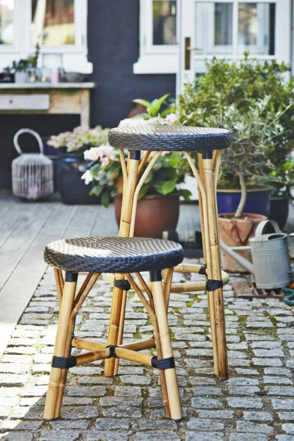 Simone Pall, Svart