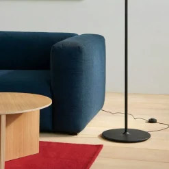 Slit Bord Runt Ø65, Lackad Ek