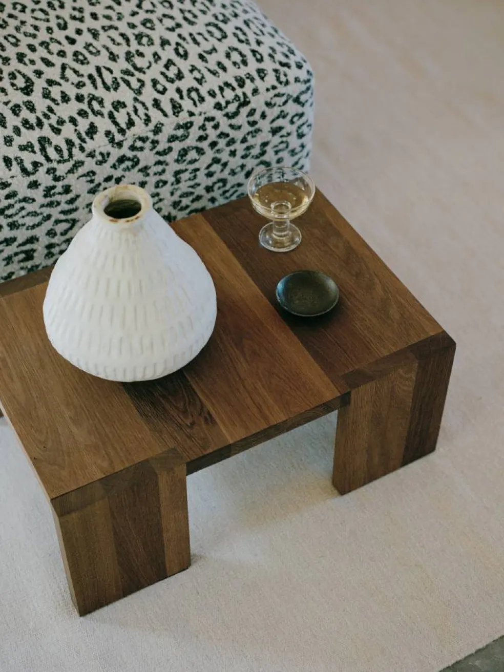 Tenon Sidobord 43x61 cm, Rökt Ek